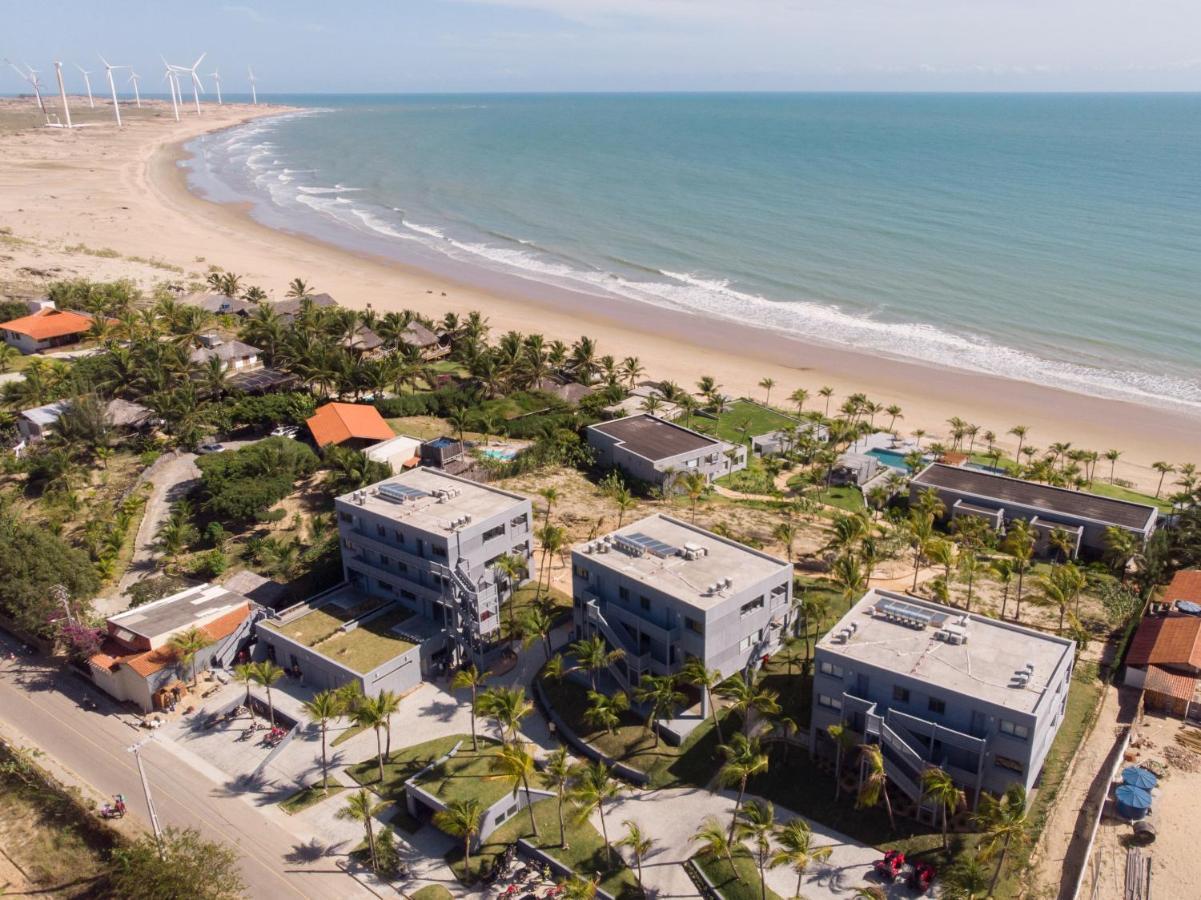 Club De Mar Condo Hotel 伊卡莱 外观 照片