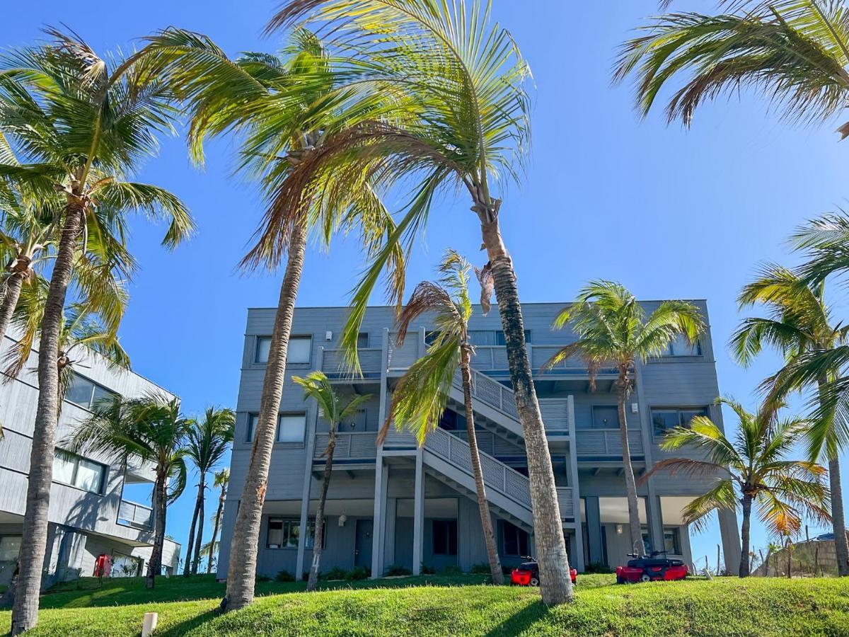 Club De Mar Condo Hotel 伊卡莱 外观 照片