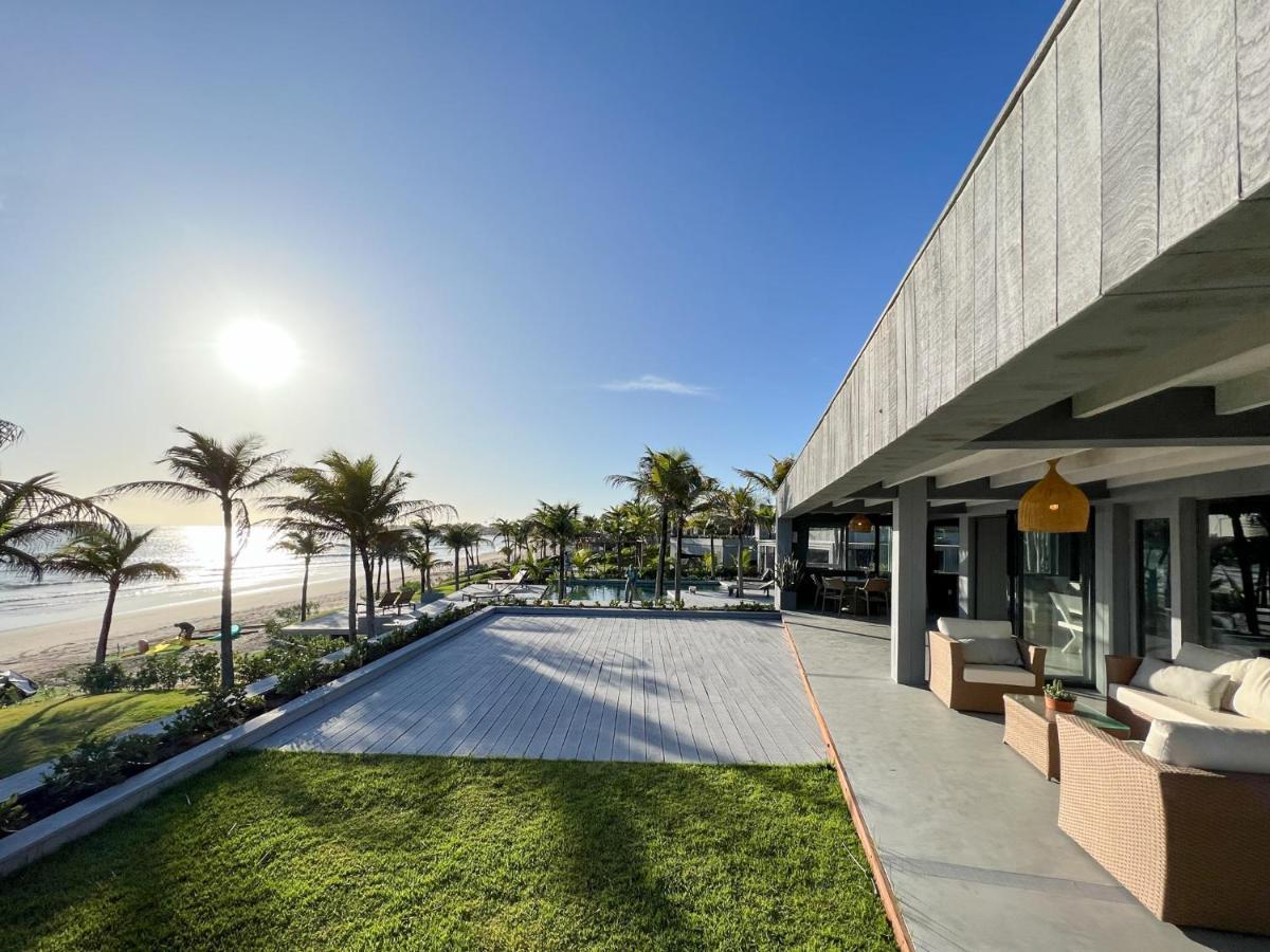Club De Mar Condo Hotel 伊卡莱 外观 照片