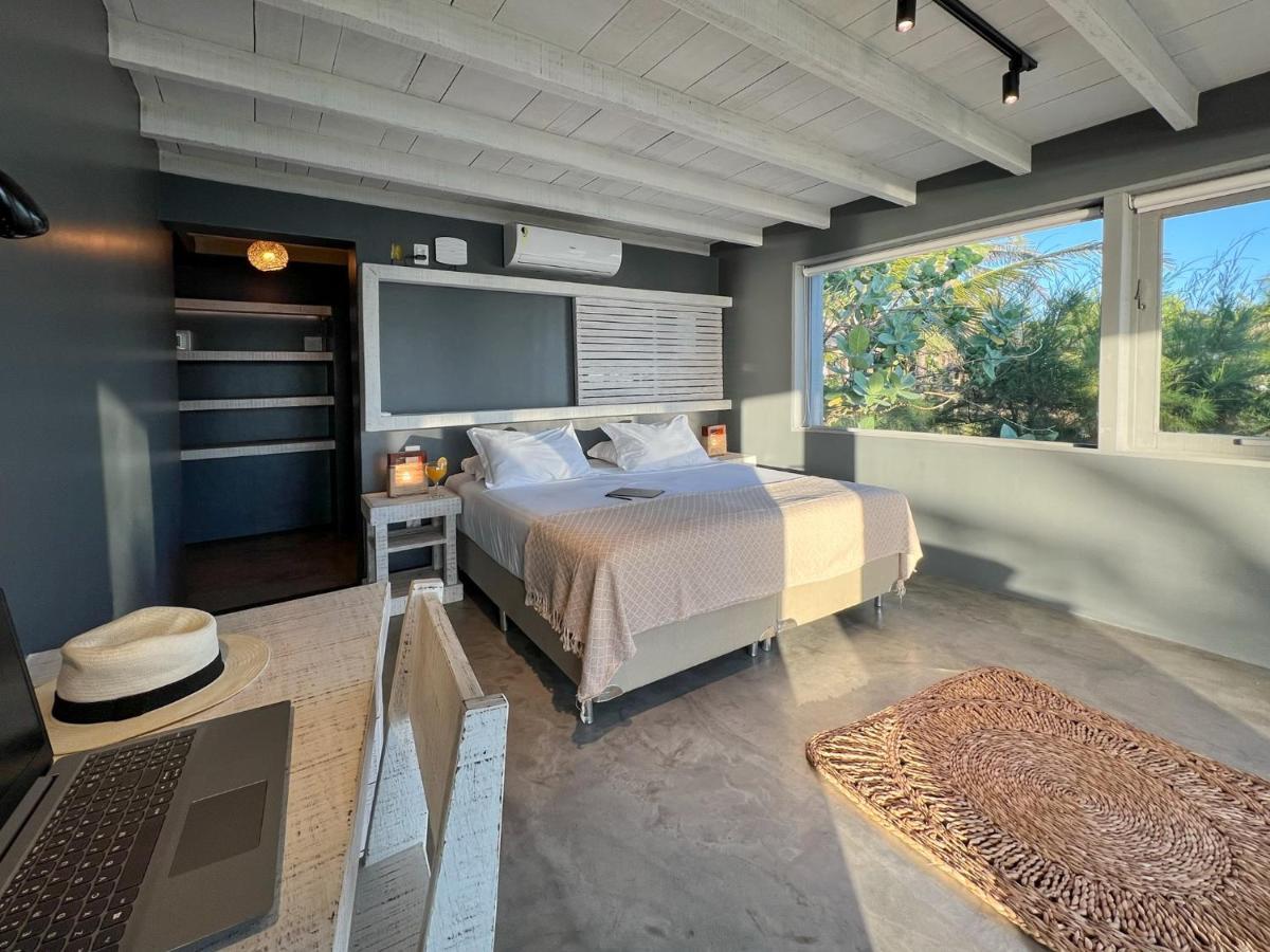 Club De Mar Condo Hotel 伊卡莱 外观 照片