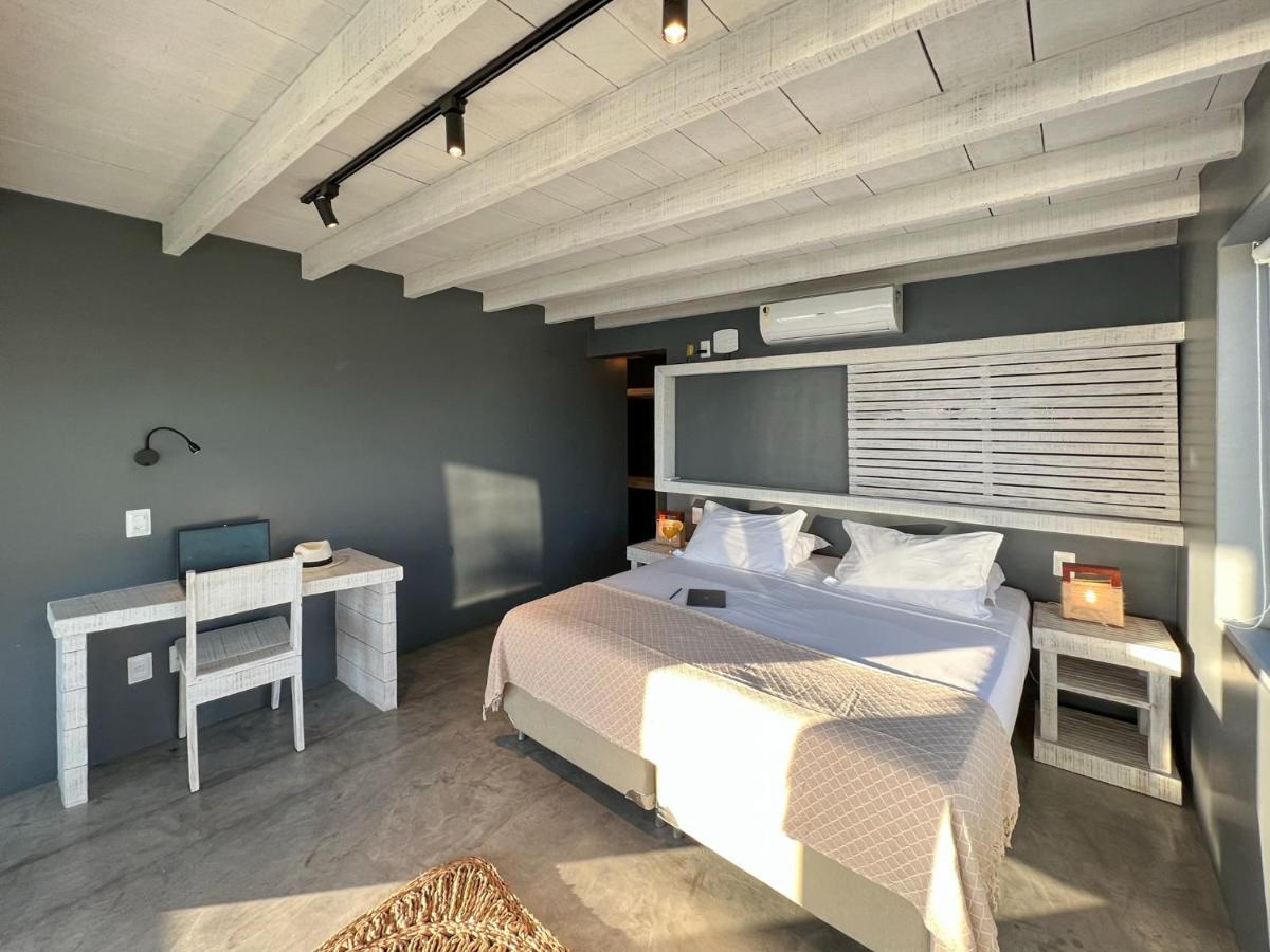 Club De Mar Condo Hotel 伊卡莱 外观 照片