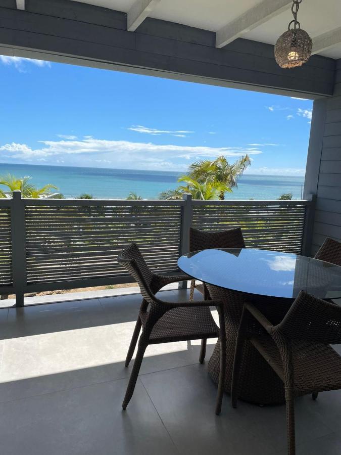 Club De Mar Condo Hotel 伊卡莱 外观 照片