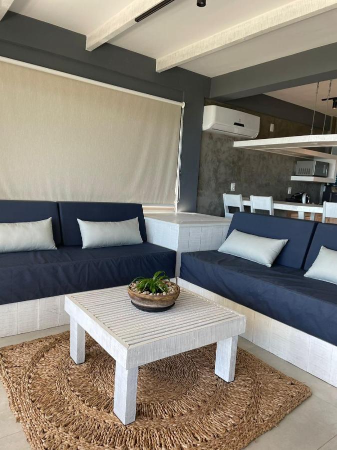 Club De Mar Condo Hotel 伊卡莱 外观 照片