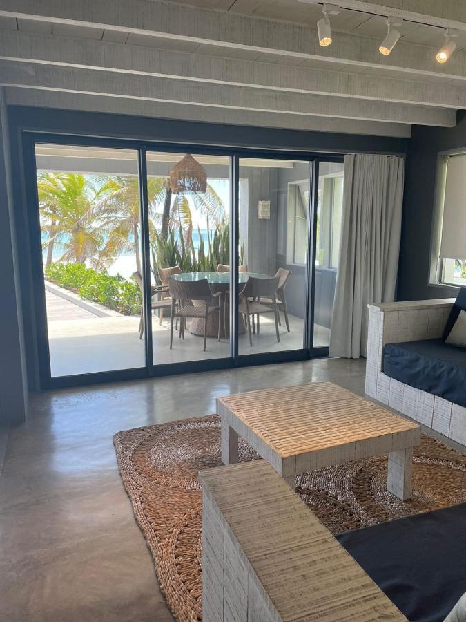Club De Mar Condo Hotel 伊卡莱 外观 照片