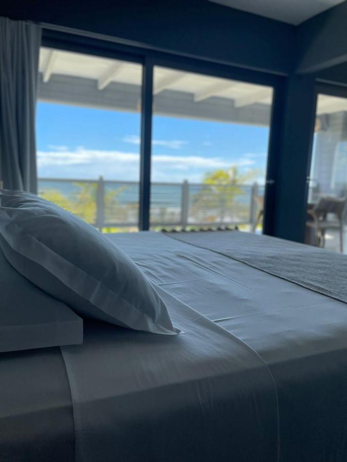 Club De Mar Condo Hotel 伊卡莱 外观 照片