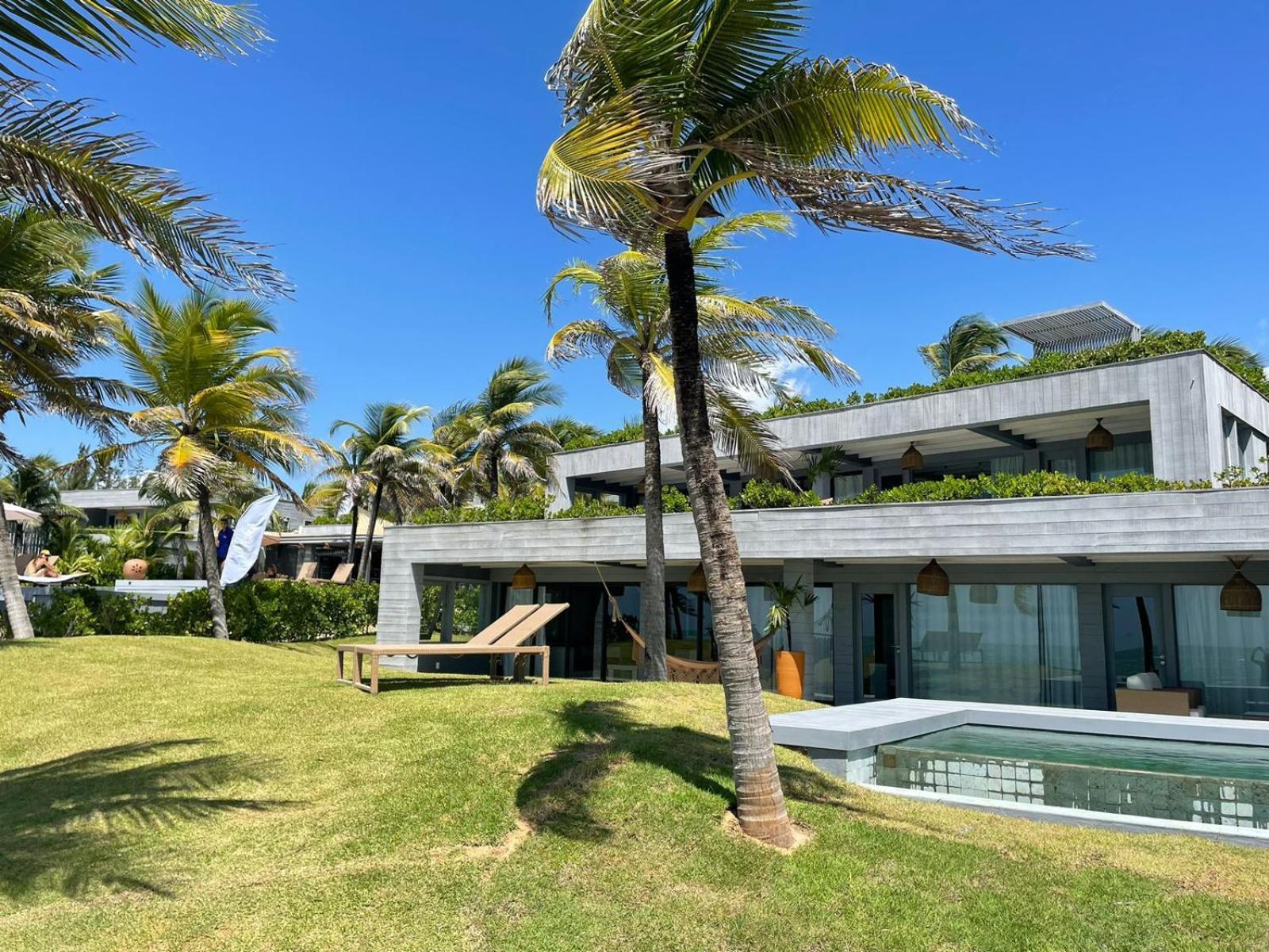 Club De Mar Condo Hotel 伊卡莱 外观 照片